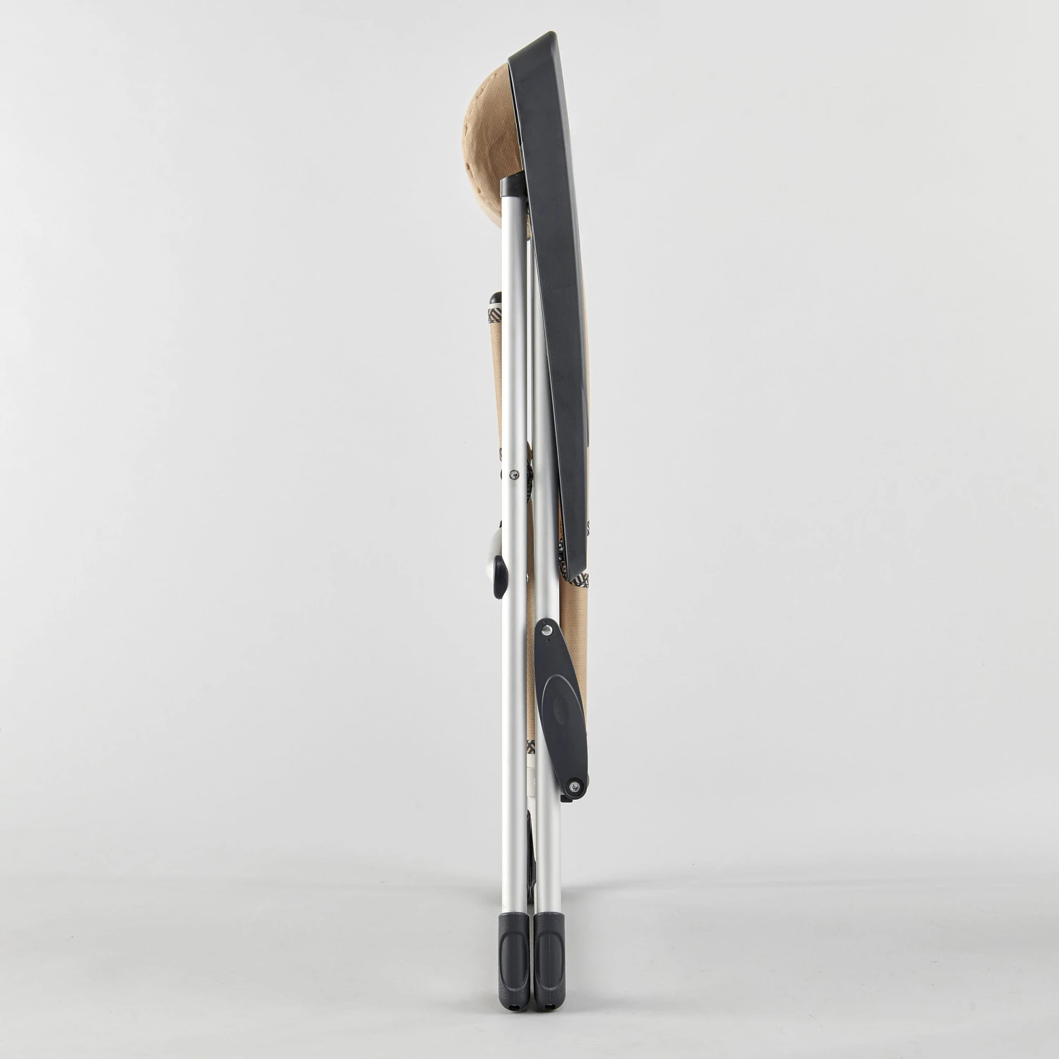 Quechua Folding Reclining Camping Chair - Image 8