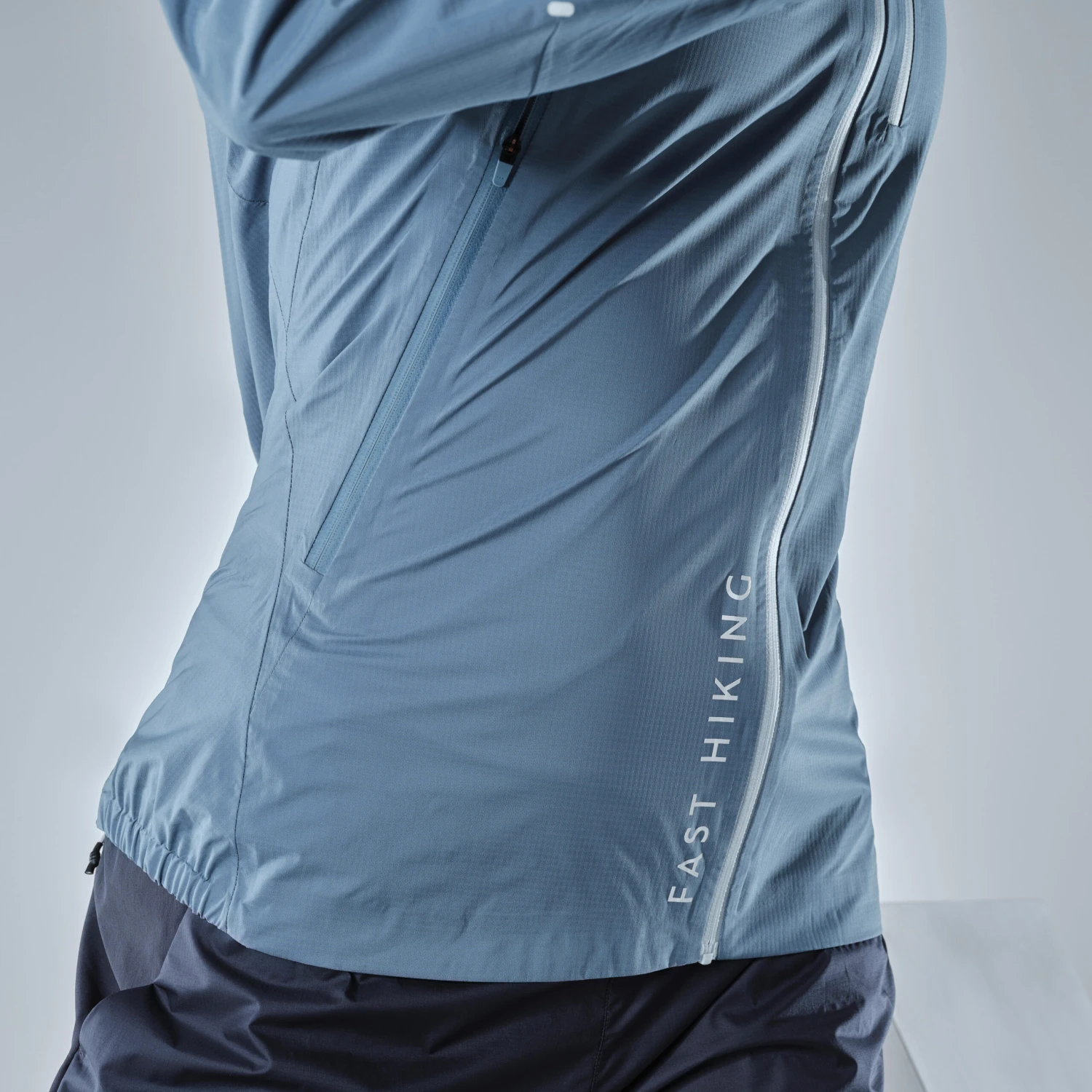 Quechua Women’s Ultra-light Waterproof Fast Hiking Jacket - FH500 Rain - Image 5