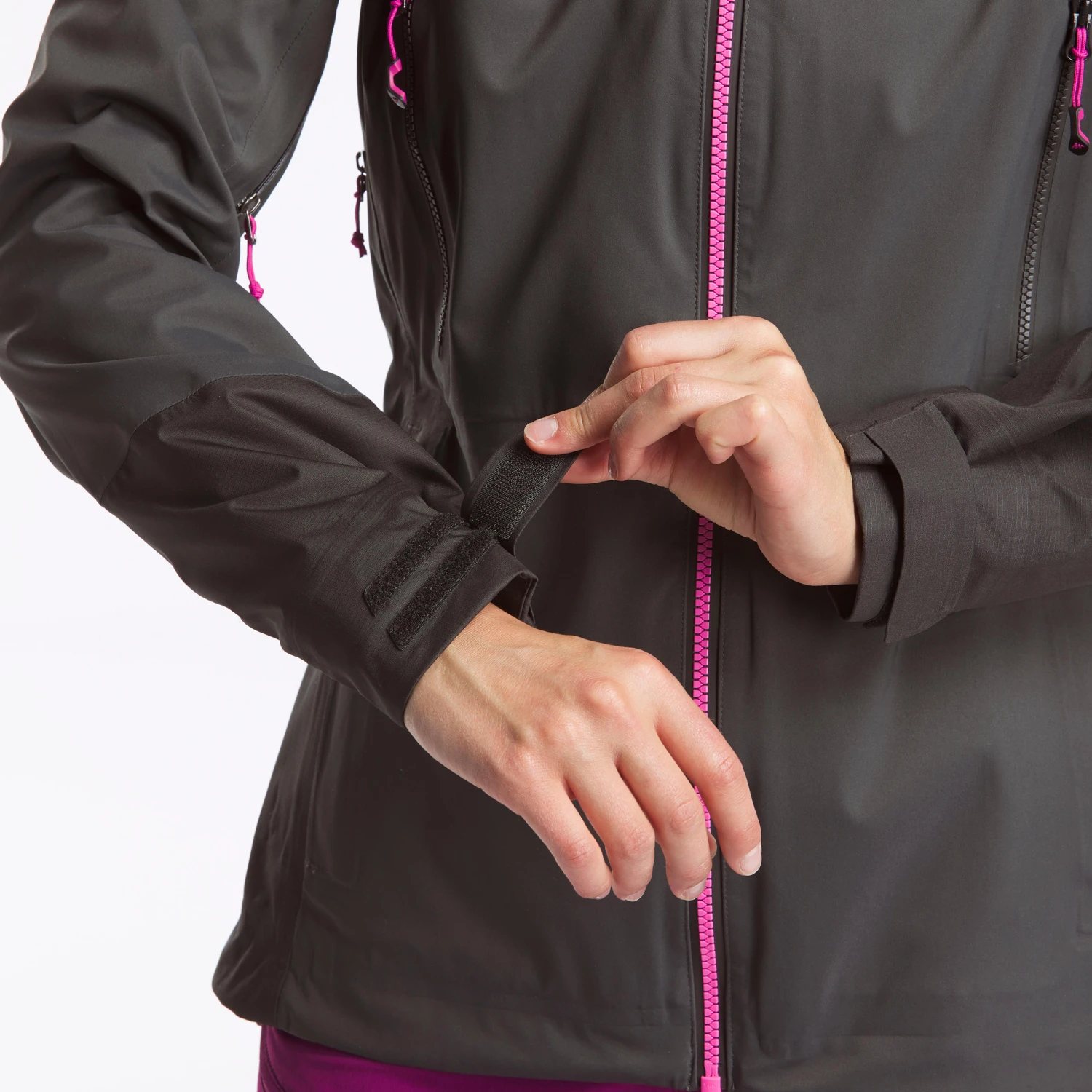 Quechua Women's Waterproof Mountain Walking Jacket - Image 9