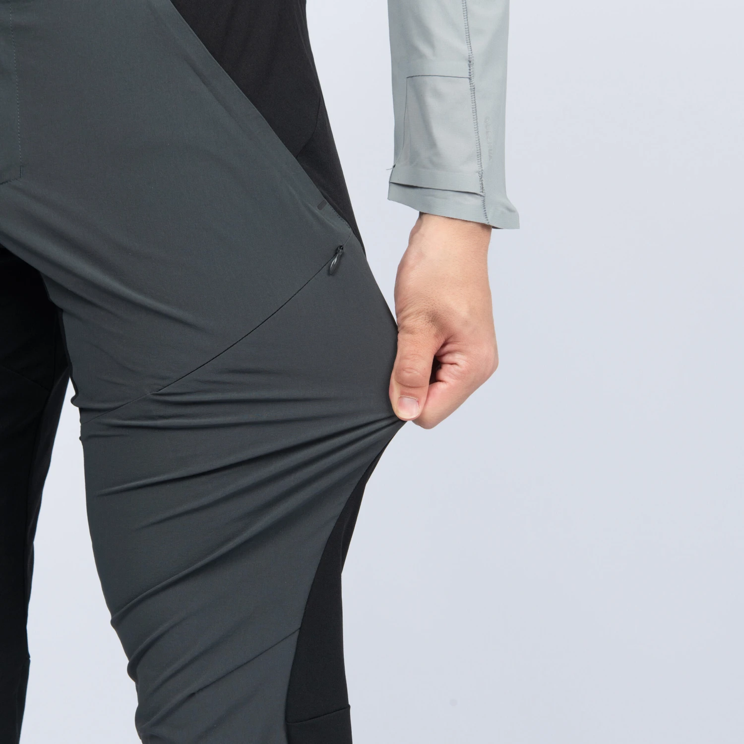 Quechua Men's Hiking Trousers MH500 - Image 6