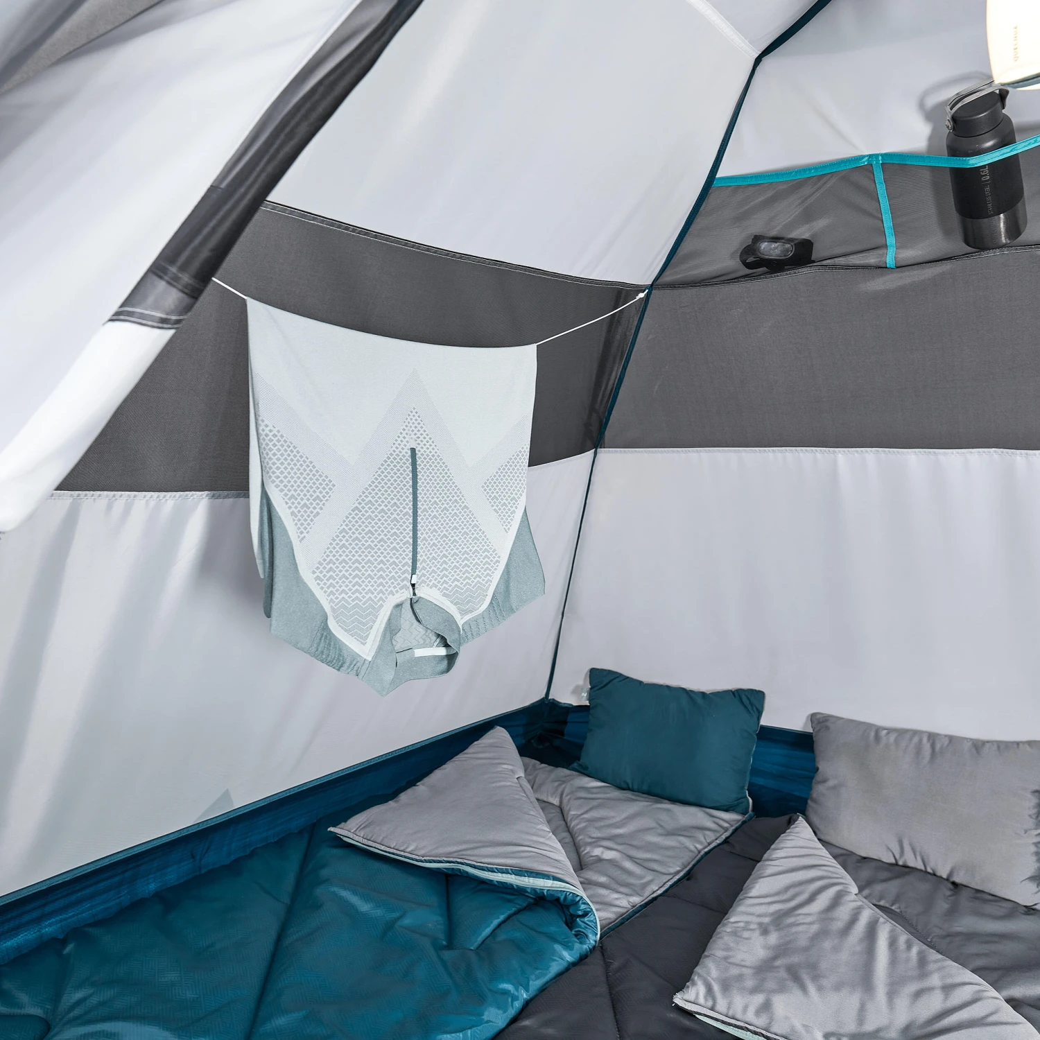 Quechua 4 Man Tent - Image 11