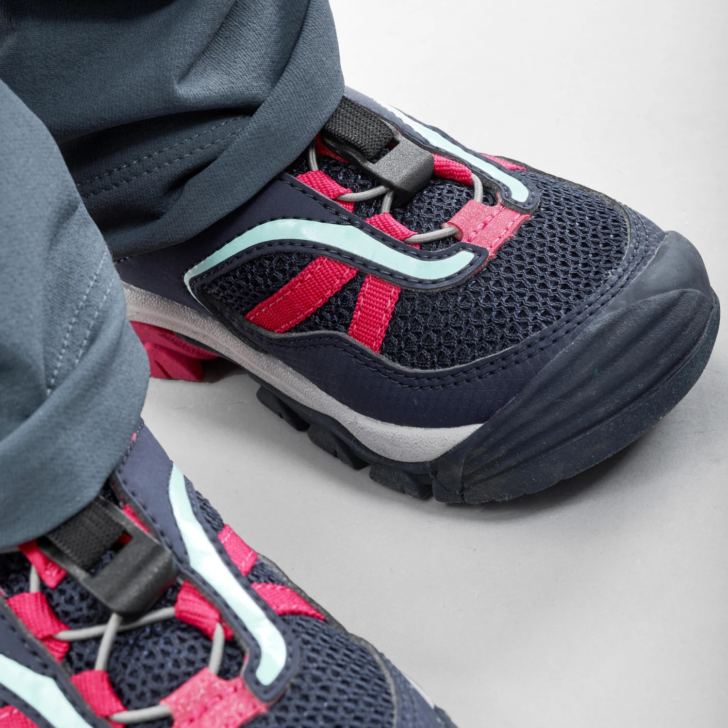 Quechua Kids’ Softshell Hiking Trousers - MH550 - Aged 2-6 - Image 17