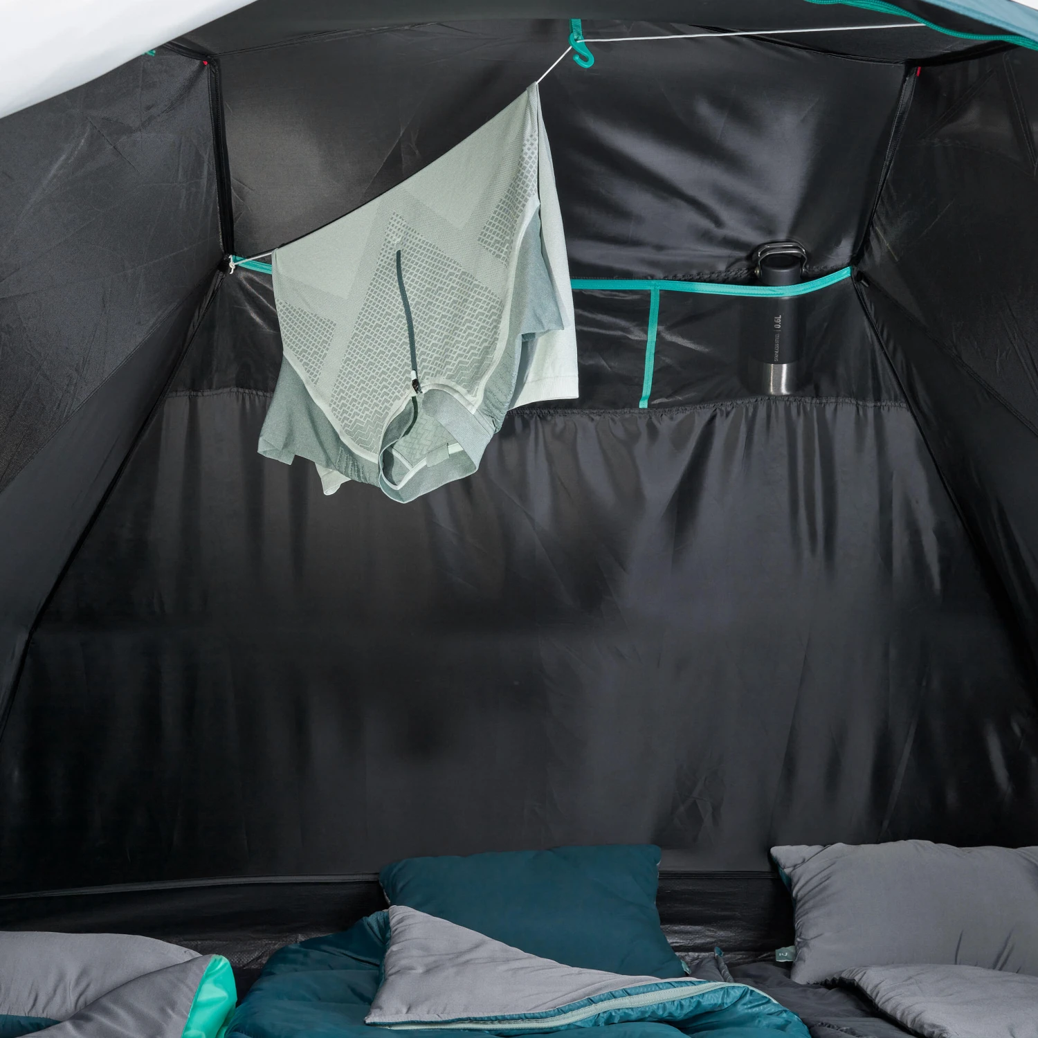 Quechua 3 Man Blackout Tent - Image 14