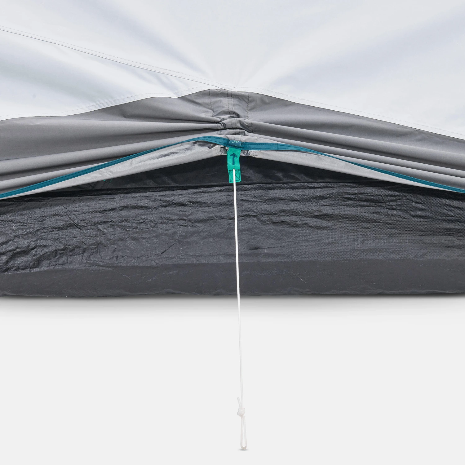 Quechua 3 Man Blackout Tent - Image 10