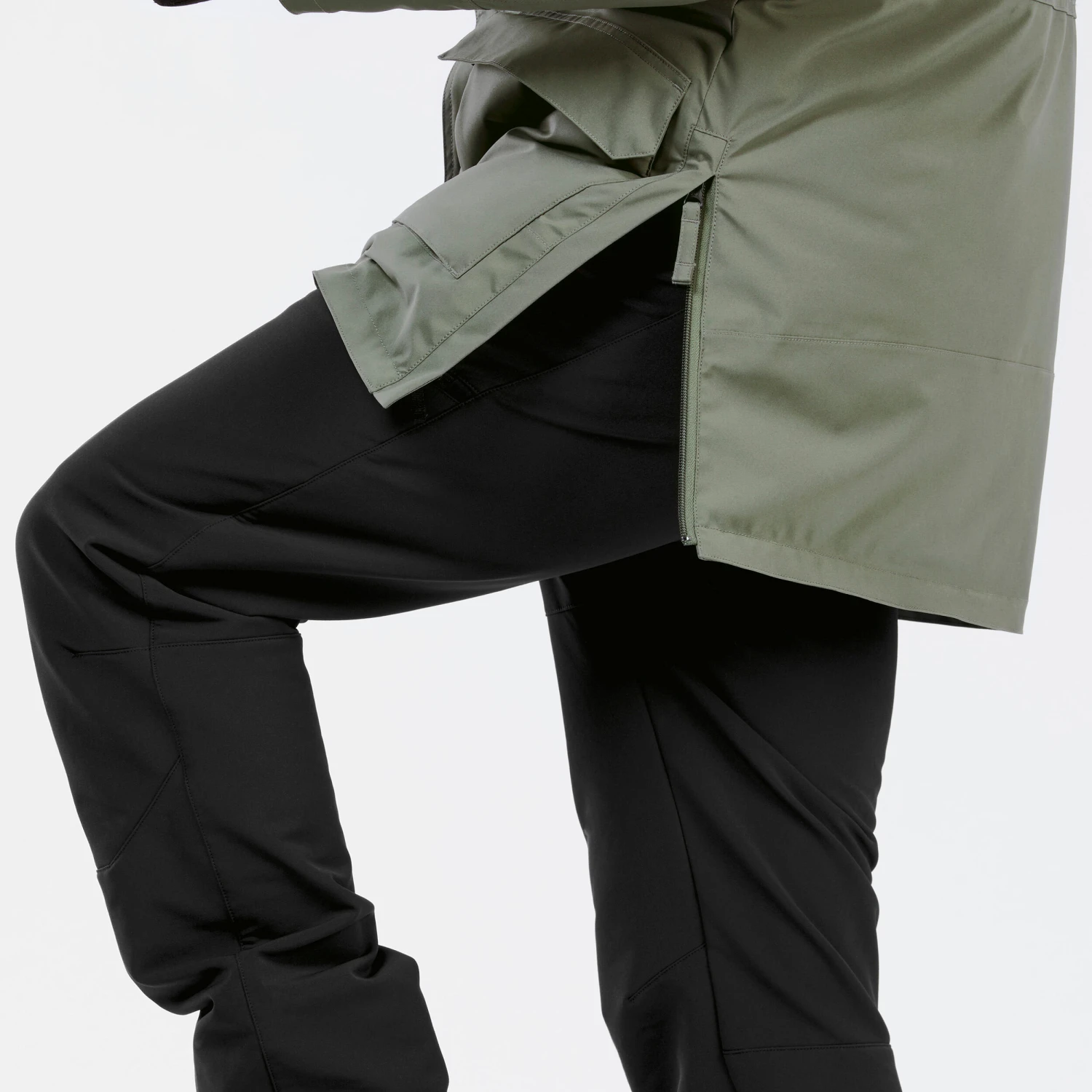 Quechua Men’s Winter Waterproof Hiking Parka - SH900 - Image 8