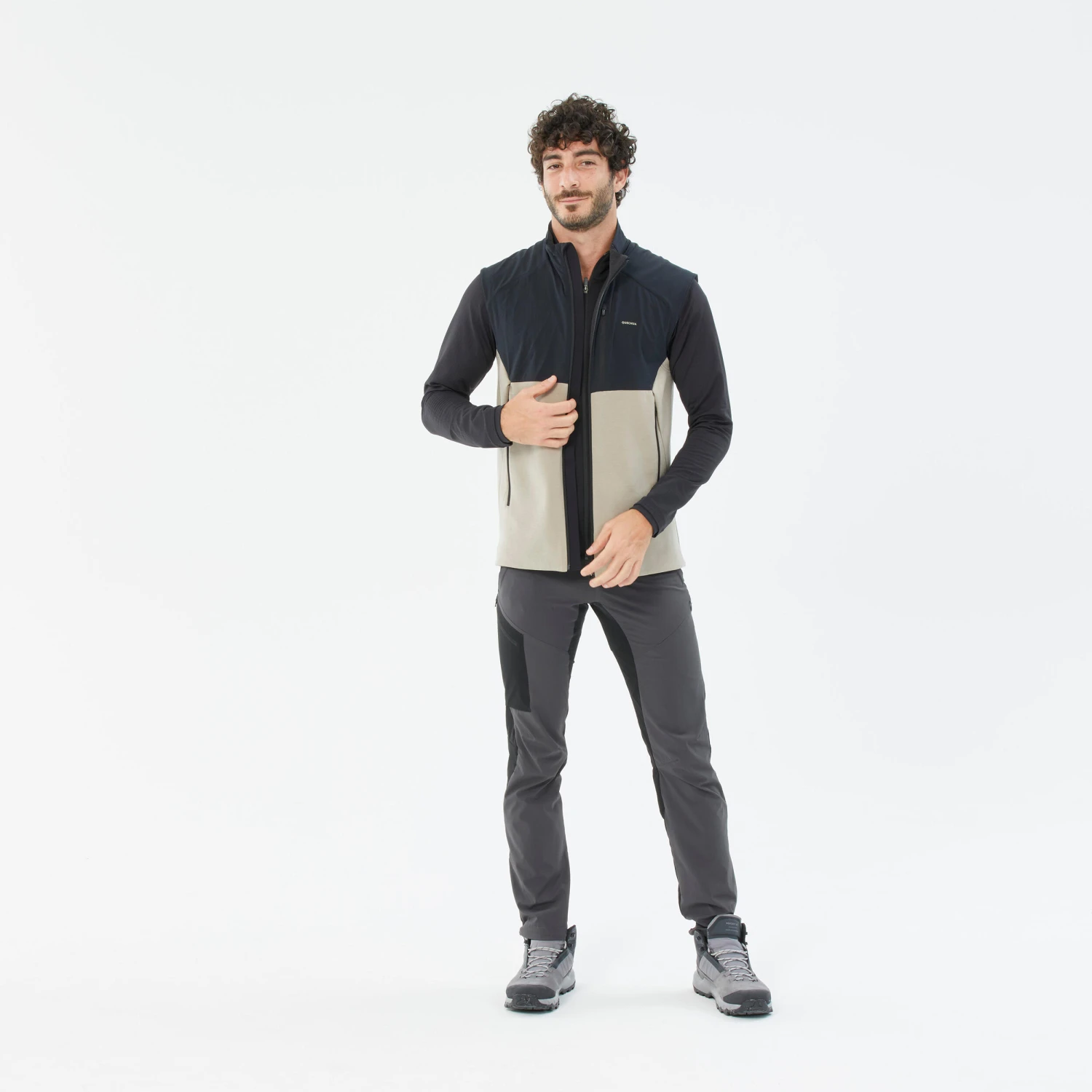 Quechua Men’s Mountain Walking Fleece Gilet - Image 2